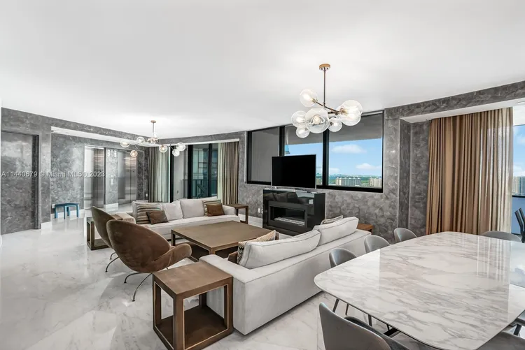 Porsche Design Tower #2803 image #7