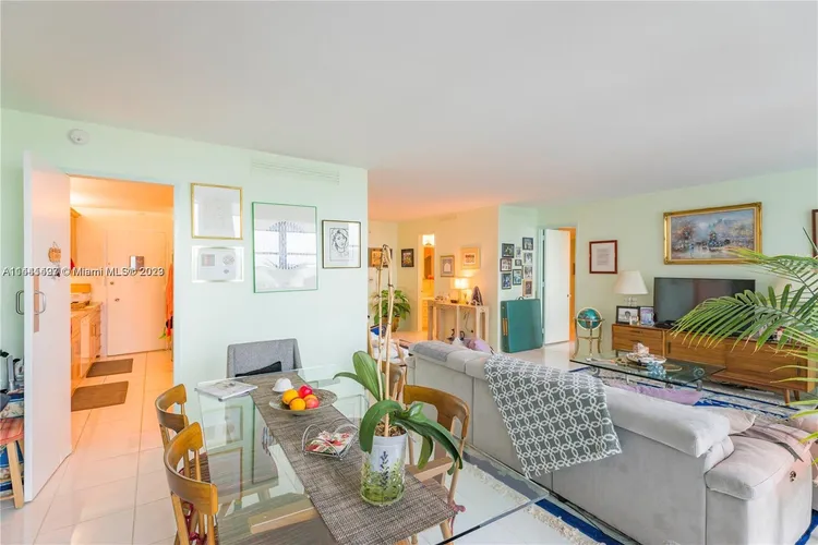 Crystal House #6N image #10