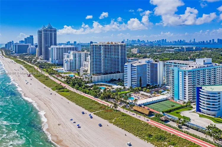 Crystal House #6N image #23