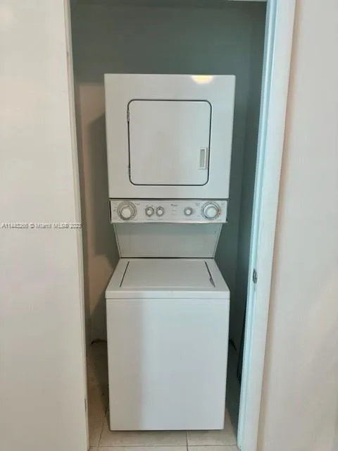 Quantum on the Bay #2517 image #11