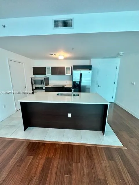 Quantum on the Bay #2517 image #7