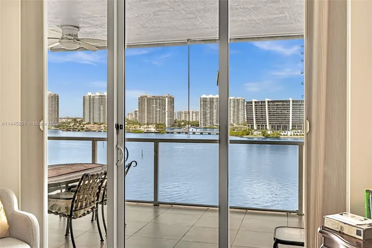 Marina Bay Club #1106 image #13