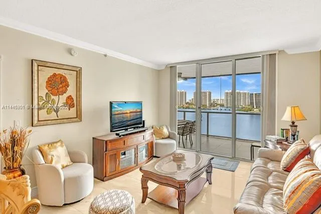 Marina Bay Club #1106 image #14