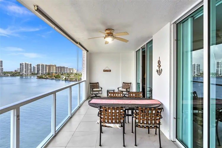 Marina Bay Club #1106 image #15