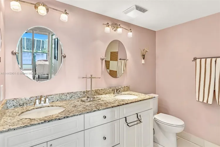 Marina Bay Club #1106 image #21