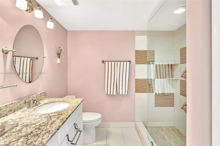 Marina Bay Club #1106 image #23