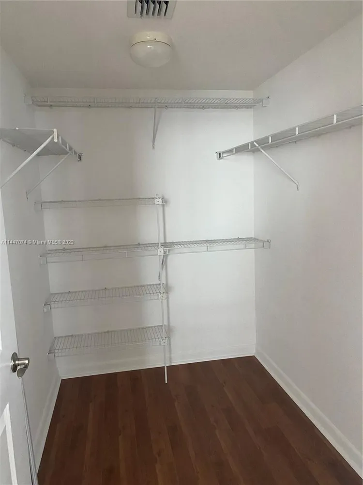 Toscano #1011S image #7