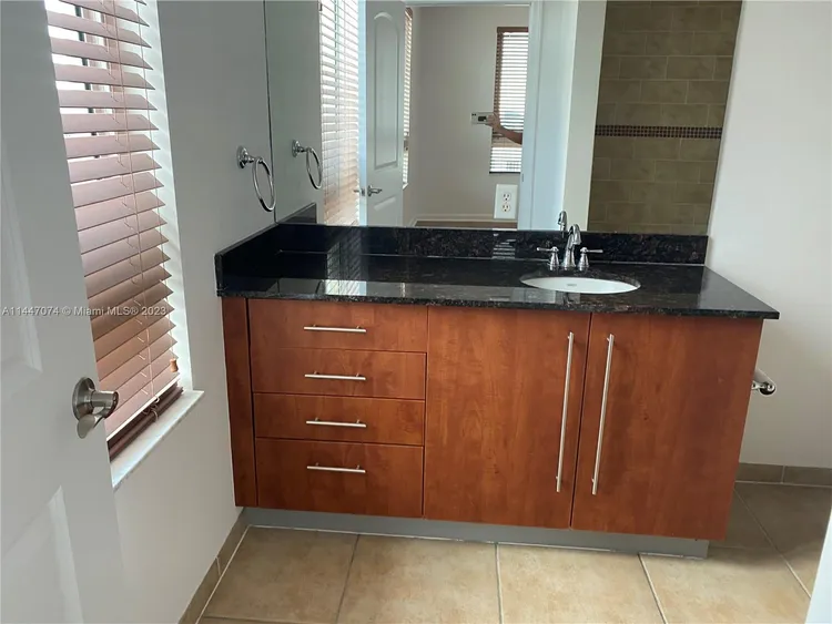 Toscano #1011S image #9