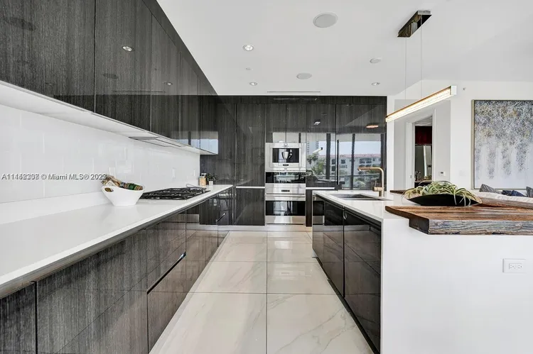 Echo Aventura #206 image #17