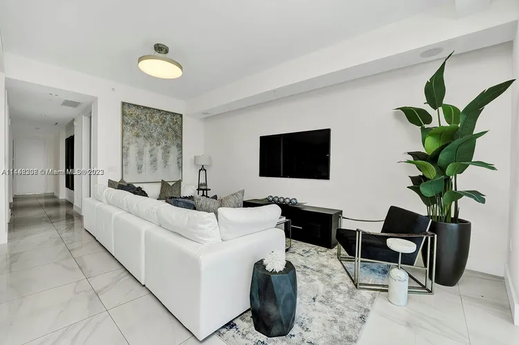 Echo Aventura #206 image #37