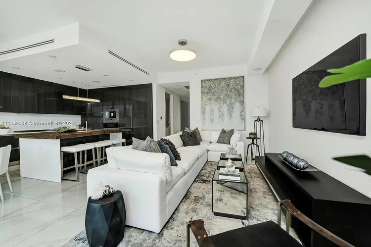 Echo Aventura #206 image #38