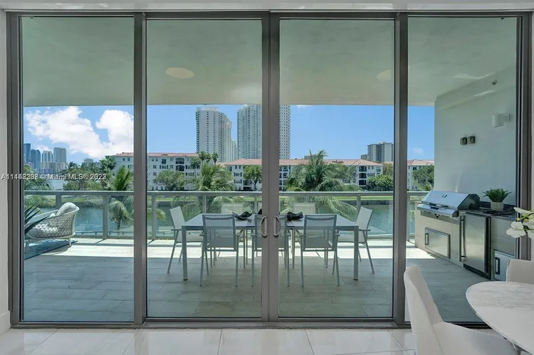 Echo Aventura #206 image #43