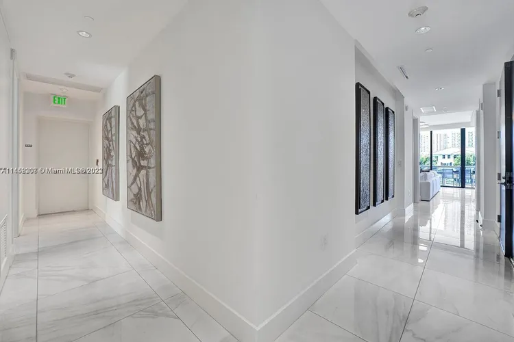 Echo Aventura #206 image #46