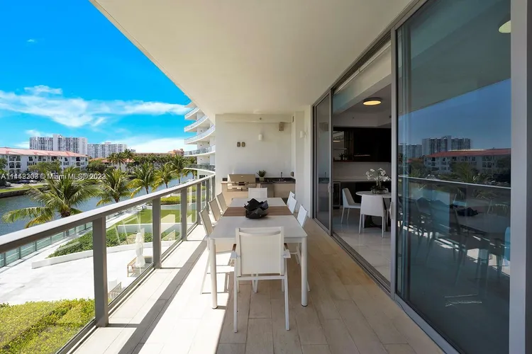 Echo Aventura #206 image #47