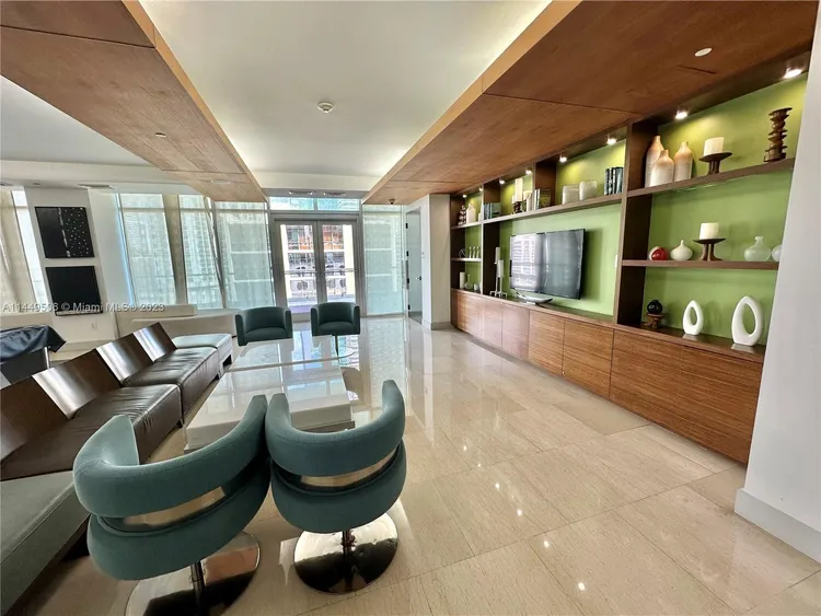 500 Brickell #2908 image #8