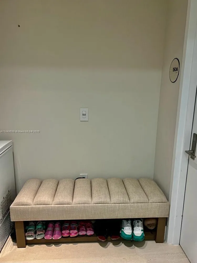 One Paraiso #1506 image #21