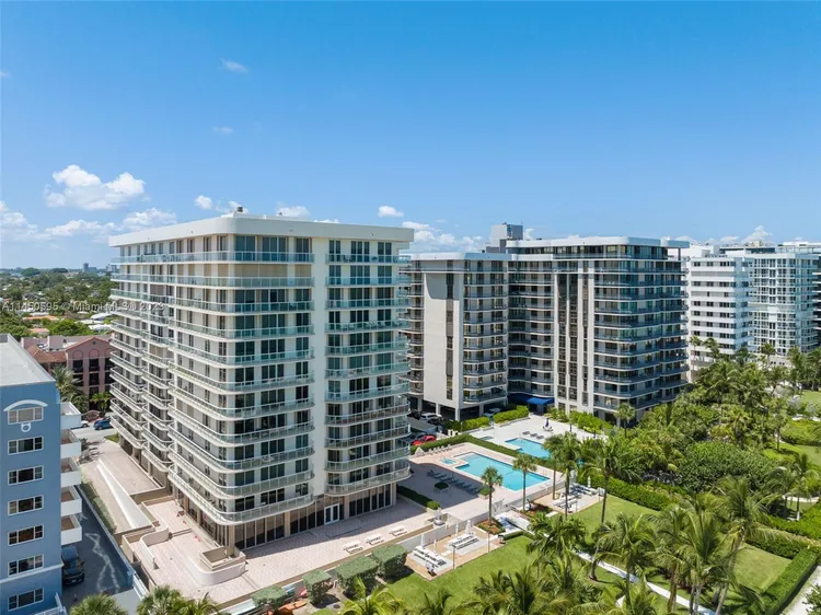 Champlain Towers East #11E image #43