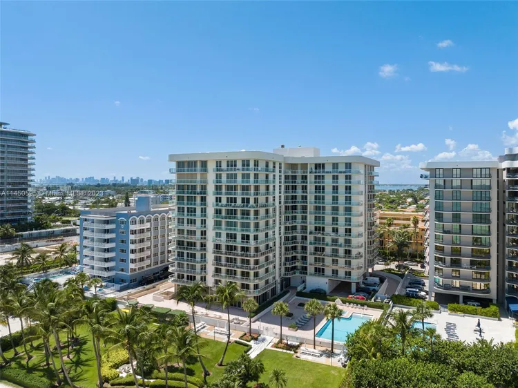 Champlain Towers East #11E image #44