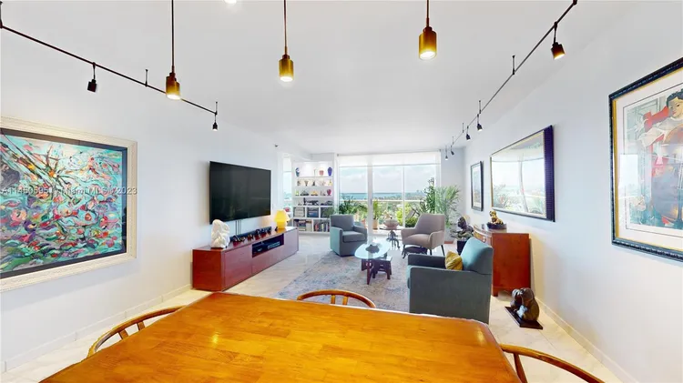 Champlain Towers East #11E image #7