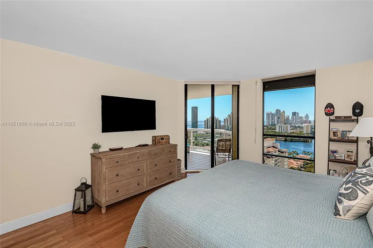 The Terraces At Turnberry #2710 image #18