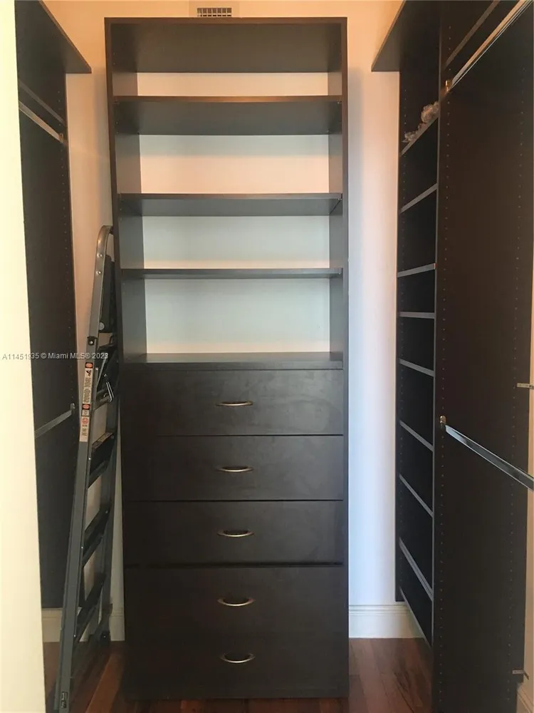 Latitude #1708 image #7