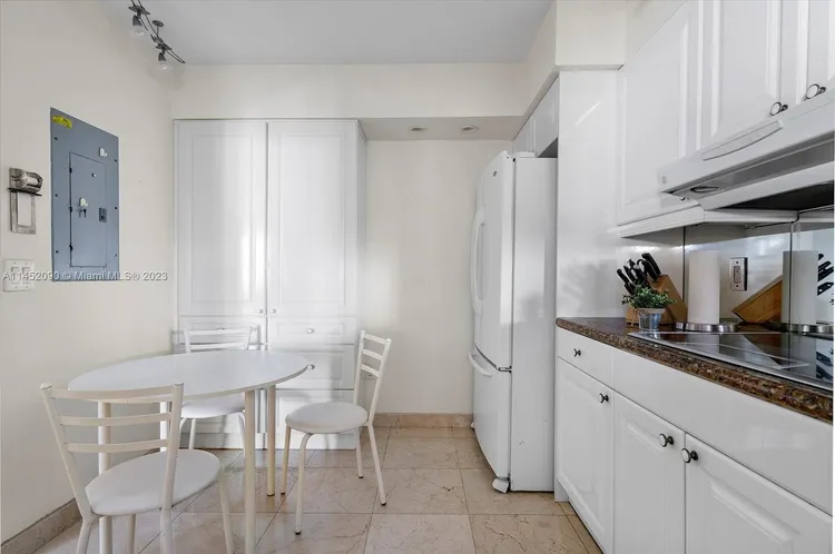 Mirage #9J image #14