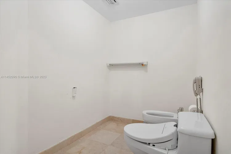 Mirage #9J image #22