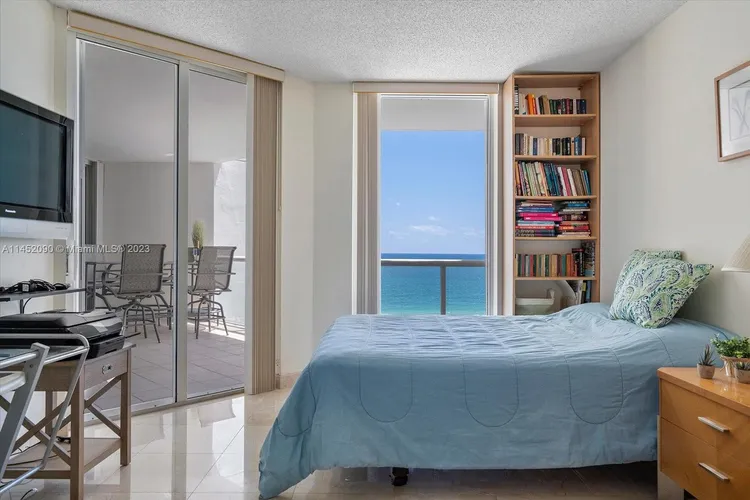 Mirage #9J image #23