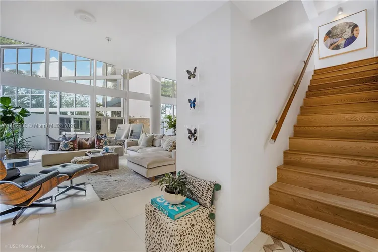 Atlantis on Brickell #302 image #9