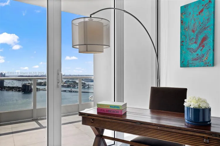 Paramount Bay #3305 image #20