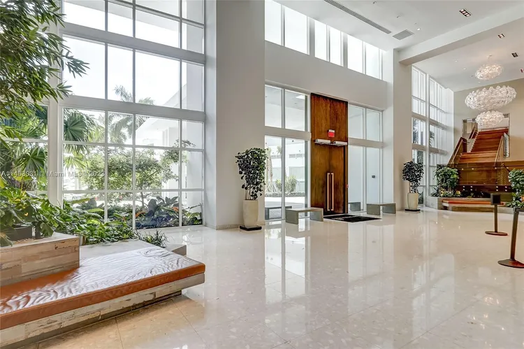 Paramount Bay #3305 image #41