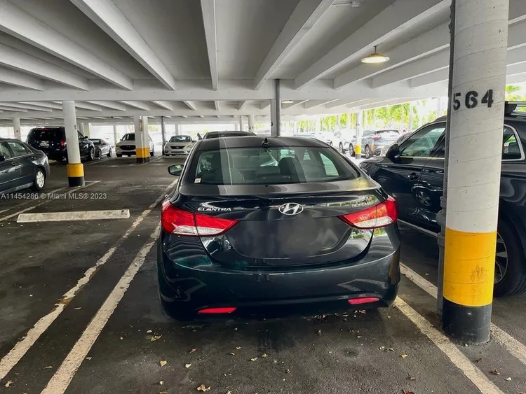 Commodore Plaza - Century #504 image #48