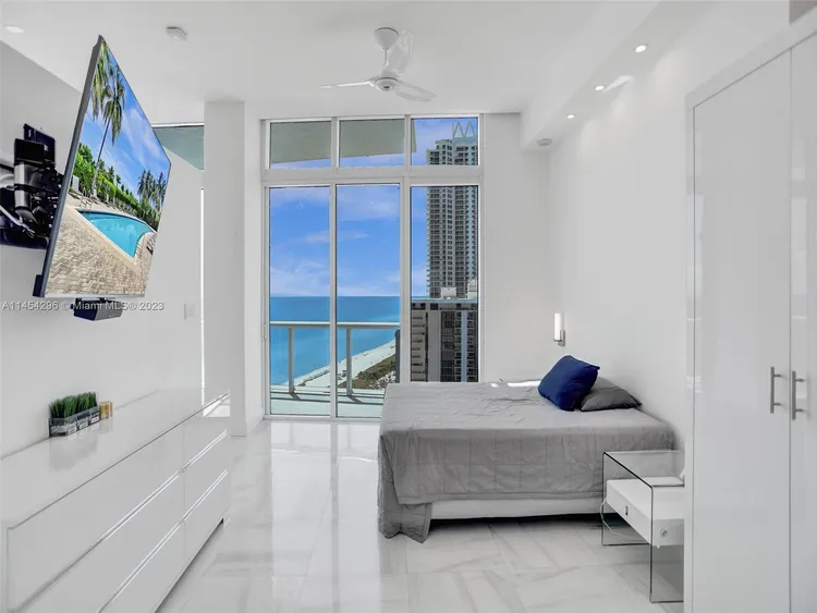 Bel Aire on the Ocean #1805 image #15