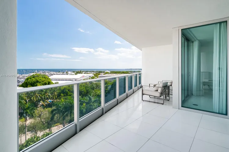 Grovenor House #1105 image #12