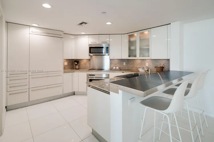 Grovenor House #1105 image #14