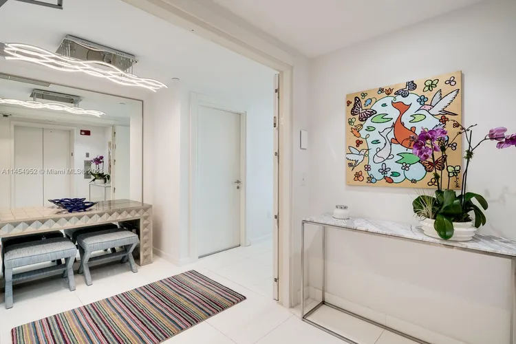 Grovenor House #1105 image #16