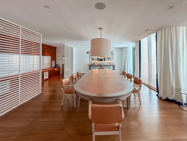 Grovenor House #1105 image #24