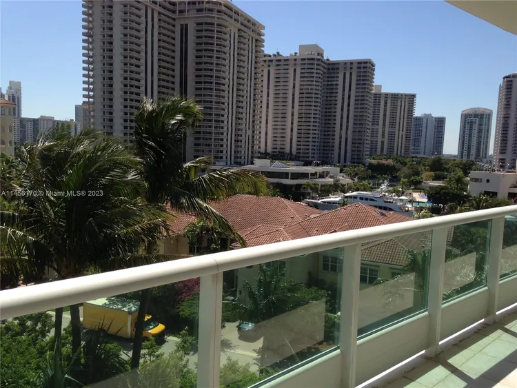 Porto Vita South Tower #702 image #10