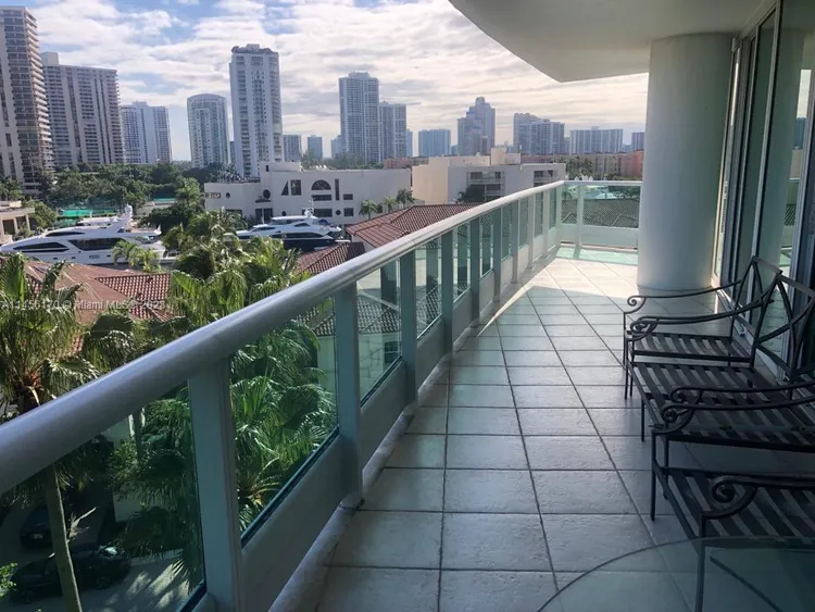 Porto Vita South Tower #702 image #11