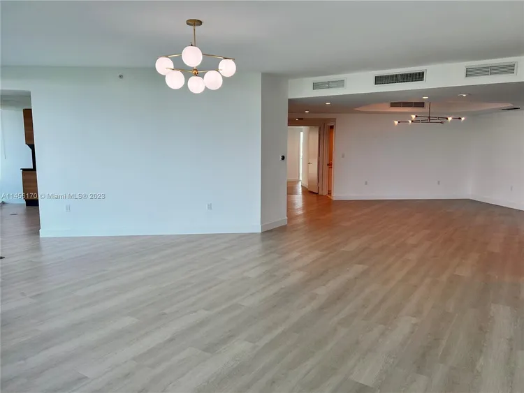 Porto Vita South Tower #702 image #15