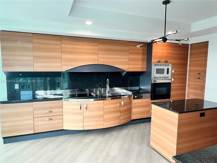 Porto Vita South Tower #702 image #19