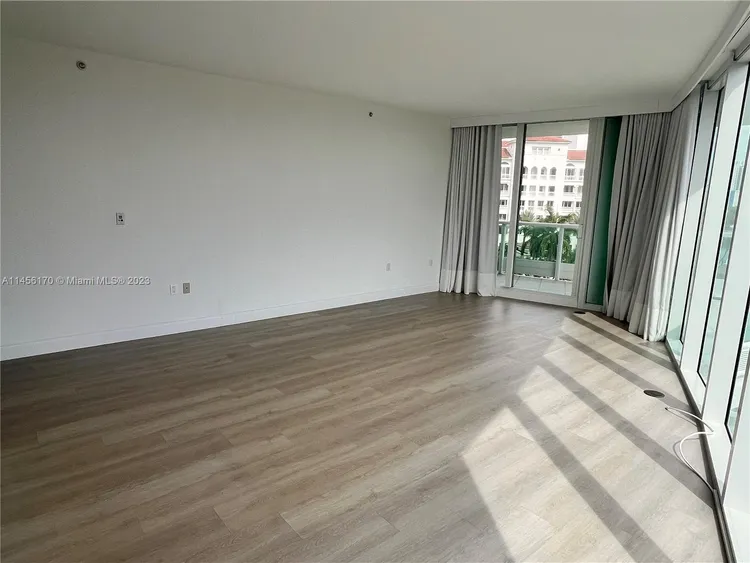 Porto Vita South Tower #702 image #27