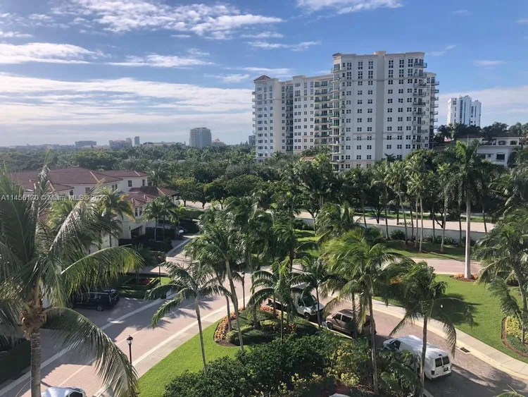 Porto Vita South Tower #702 image #8