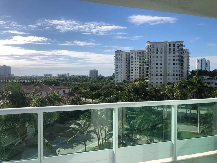 Porto Vita South Tower #702 image #9