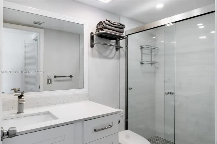 Lofts On Brickell #104 image #20