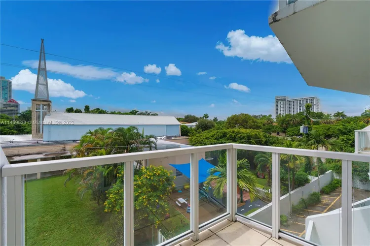 Lofts On Brickell #104 image #23