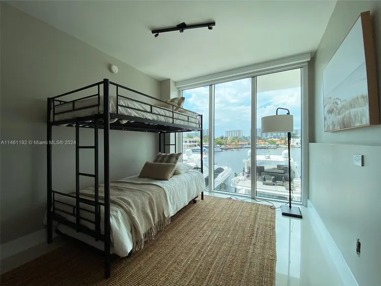 400 Sunny Isles #119 image #15