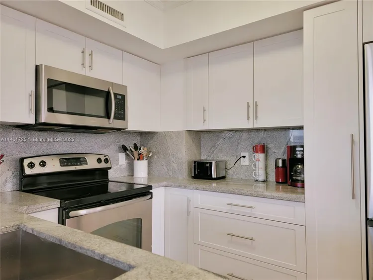 Alexander Towers #401 image #13