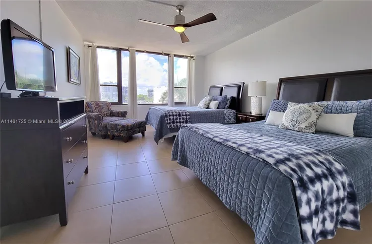 Alexander Towers #401 image #18