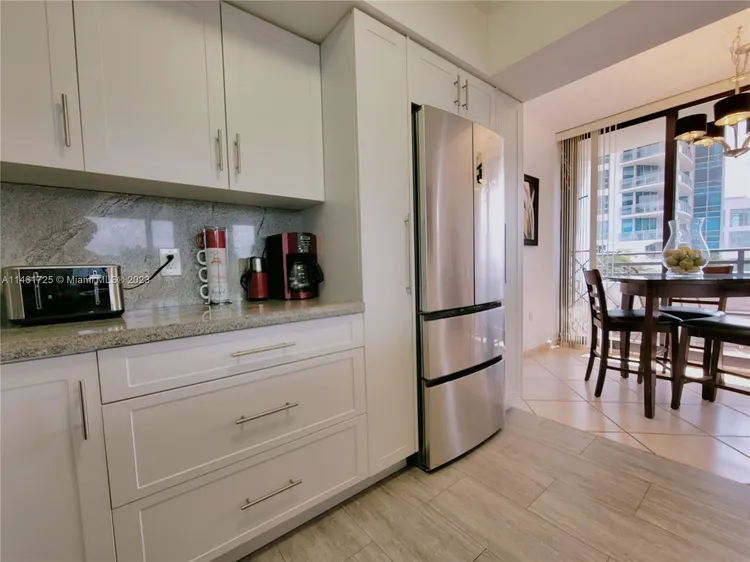 Alexander Towers #401 image #9